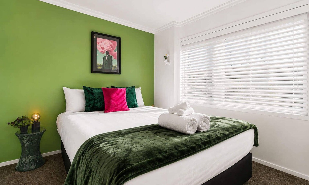 Hamilton Apartment | Winifreds Apartments - By Superior Stays