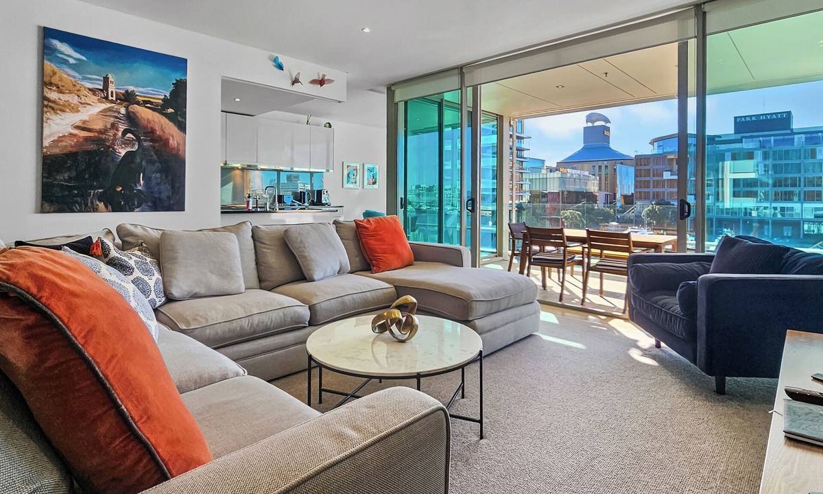 Auckland Central Business District Apartment | Wynyard Escape | Viaduct 3-Bed Apt. | Pool & Gym