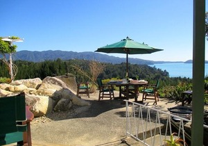 Hilltop Heaven - Kaiteriteri Holiday Home in Kaiteriteri