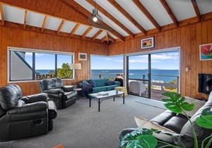 Mayor Magic - Onemana Holiday Home in Onemana