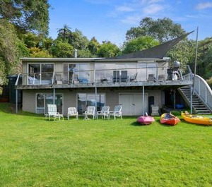 Rotoiti Holiday 