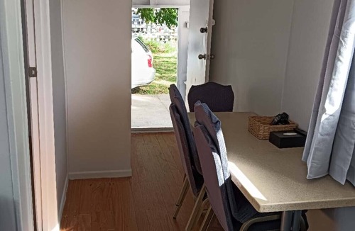 Owhata House | 1 Bedroom Garden Chalet at 638B Te Ngae