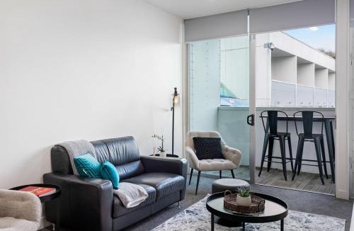 Auckland Central Business District Apartment | 14 Fisher Point Drive