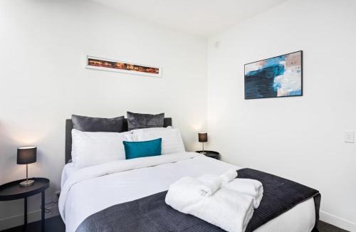 Auckland Central Business District Apartment | 14 Fisher Point Drive