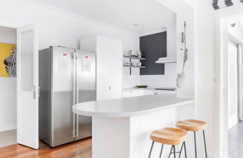 Torbay Apartment | 150m to the beach! Full of character, sunny setting with lovely deck and garden