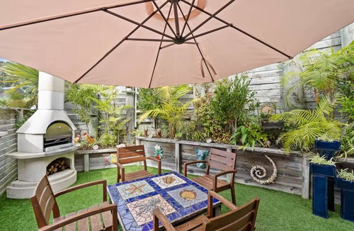 Russell House | 2- Bedroom luxury home