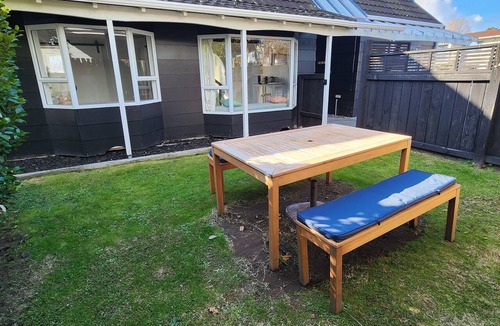 Richmond Heights House | 2 Mile Bay Cottage