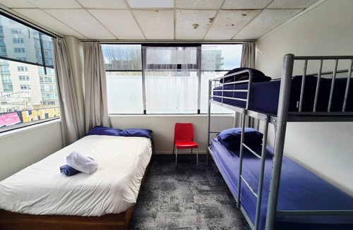 Newton Hostel | 234 BACKPACKERS