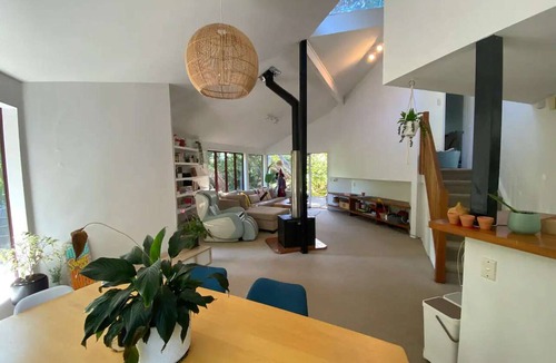 Takapuna House | 2BR Oasis on the North Shore