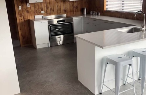 Ohakune Apartment | 3 Bedroom Mountain View Apartment