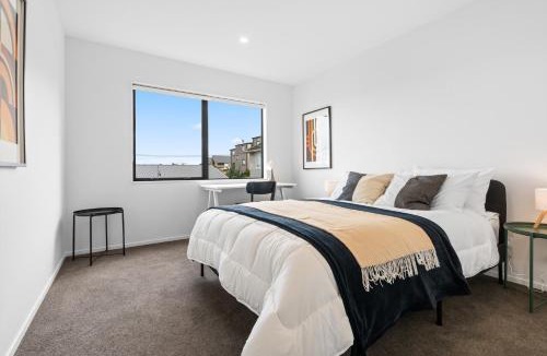 Auckland House | 3BDR Award Winning Home in peaceful cul de sac