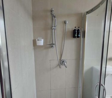 Mount Albert House | 4 Double, 1 Single and 2 Double Sofa Beds House A