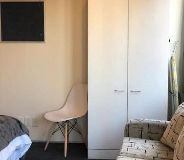 Auckland Central Business District Apartment | 401-138 Anzac Avenue Auckland City Apartment and Wi-fi