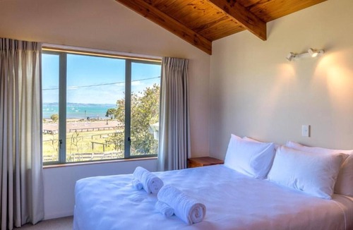 Oneroa Resort | 42 and 49 by Waiheke Pure