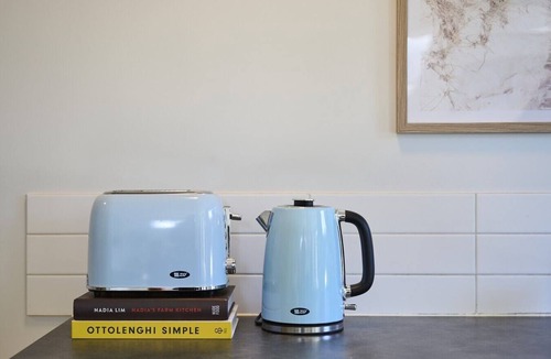 Ponsonby Villa | A Real Ponsonby Treat — Two Bedrooms, Parking