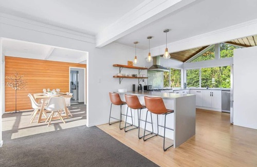 Lynmore House | Absolute Redwoods - Ride to the Forest, Sleeps 6