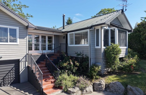 Lynmore House | Absolute Redwoods - Ride to the Forest, Sleeps 6
