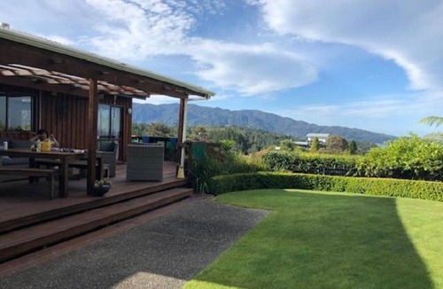 Kaiteriteri House | Affordable Luxury Kaiteriteri Abel Tasman View (Self contained) 2 Bedrooms