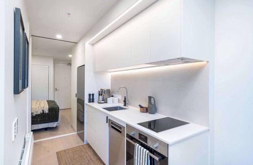 Te Aro Apartment | Alpha Te Aro | 1BR | Indoor Pool + Gym