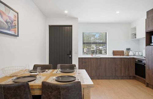 Hanmer Springs House | Alpine | Chalet | Family-Friendly- HS220320