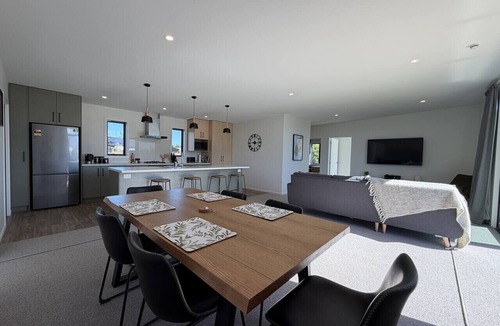 Te Anau House | Alpine View Getwaway Te Anau
