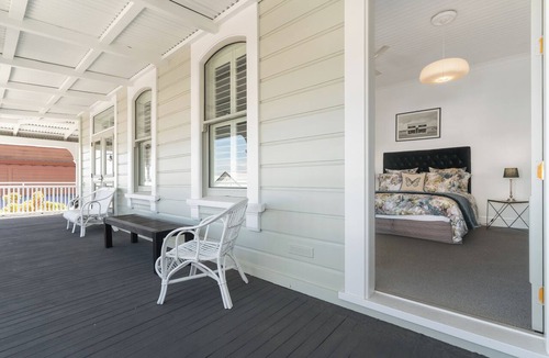 Martinborough Apartment | Altitude Apartment , 2 bedroom apartment in the heart of Martinborough