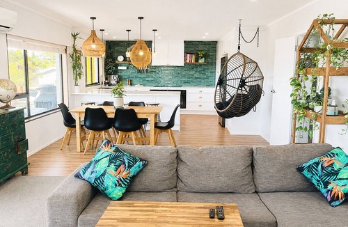 Manly House | Amazing Family Location with Sea Views