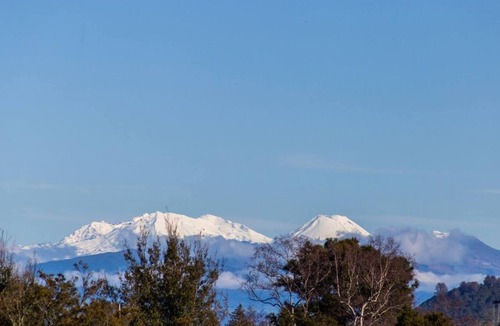 Rangatira Park House | Amazing Views & space Galore