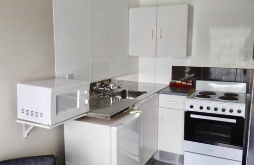 Palmerston North Hotel | Ambassador Motel
