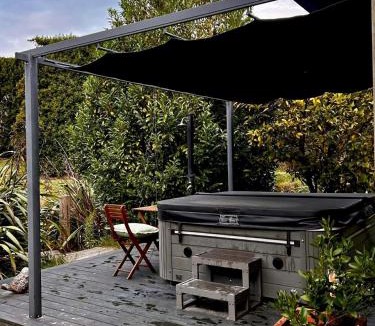 Tanners Point Apartment | Among The Tuii