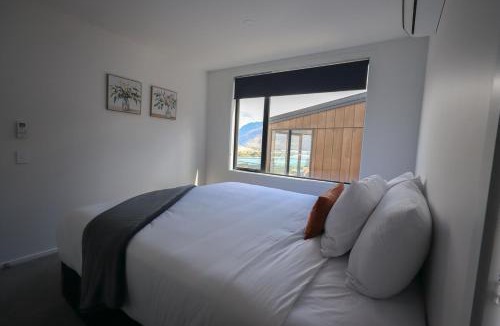 Frankton House | Angelo Kawarau Views