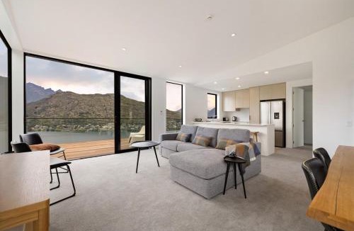 Frankton House | Angelo Kawarau Views