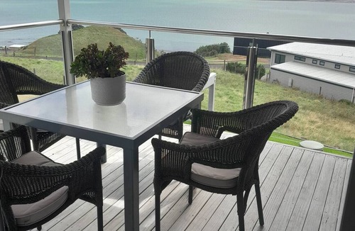 Kawhia House | Aotea Harbour Beach House