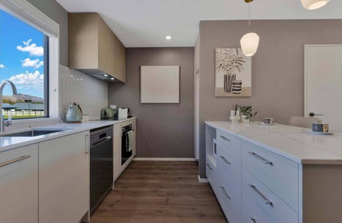 Hanmer Springs Apartment | Apartment | Alpine Escape | Well-Located - HS51090