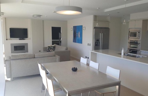 Mount Maunganui Apartment | Arnies at the Beach