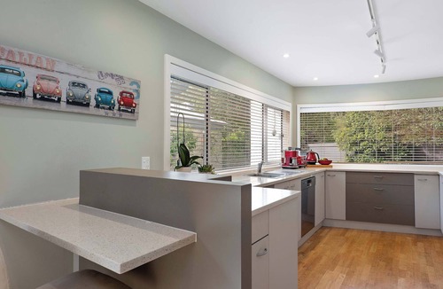 Sumner House | Arnold Street Coastal Retreat