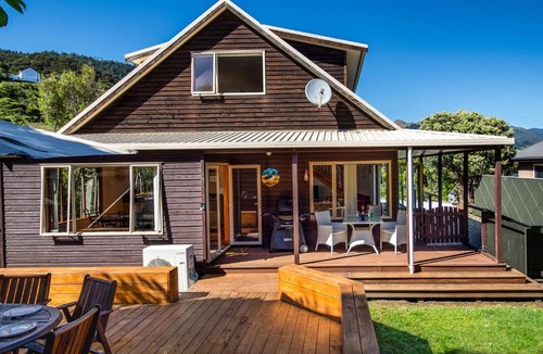 Tata Beach House | Aroha at Tata - Golden Bay Holiday Home