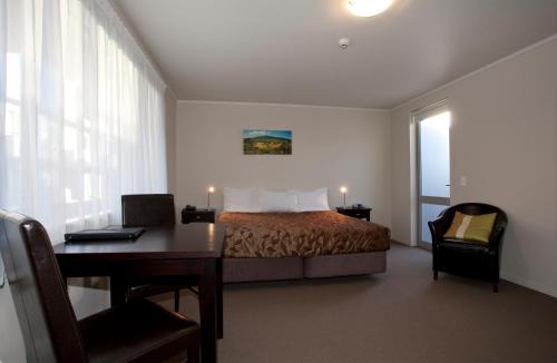 Hamilton North Hotel | ASURE Atrium On Ulster