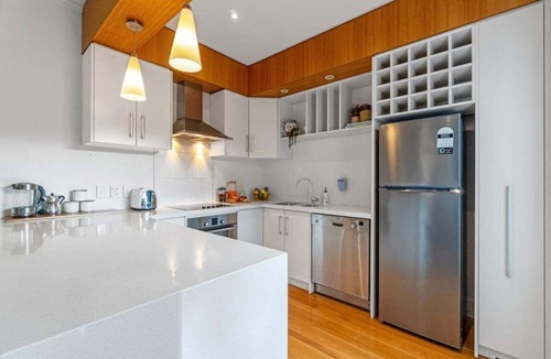 Hamilton East Apartment | At Home on Dawson - Hamilton