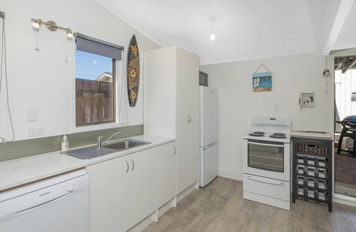 Whangamata House | Bach Relax - Whangamata Holiday Home