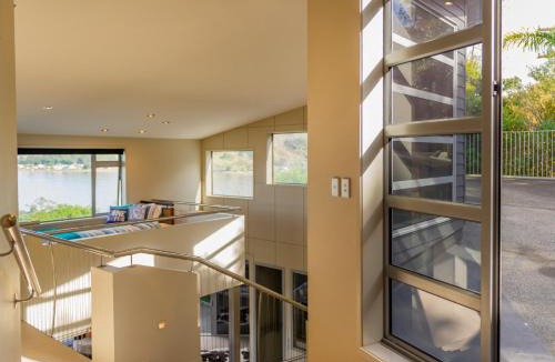 Whitianga House | Bay View Escape - Whitianga Holiday Home