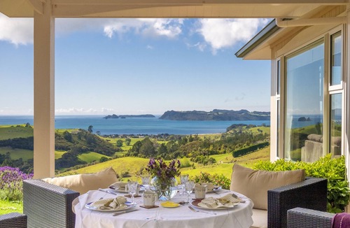 Whitianga House | Bayview Valley Lodge