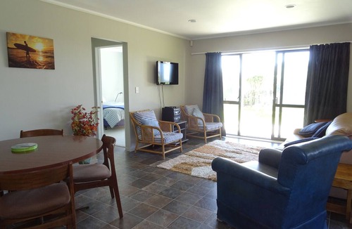 Ohope House | Beach Bach on Ocean Rd - MIDWEEK SPECIAL AVAILABLE