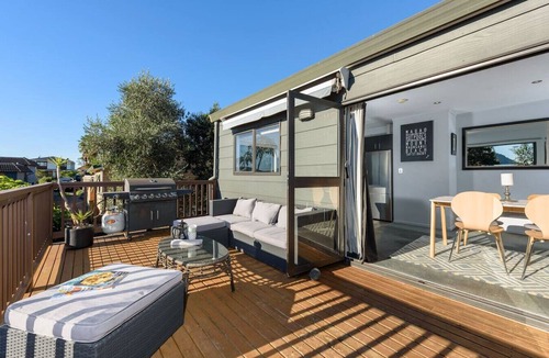 Mount Maunganui House | Beach Base - The Mount