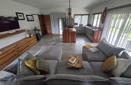 Waihi Beach Cottage | Beach Road Bach, handcrafted furnishings, 5 minute walk to the beach