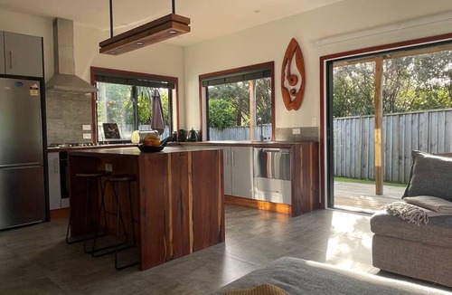 Waihi Beach Cottage | Beach Road Bach, handcrafted furnishings, 5 minute walk to the beach