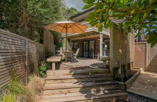 Pauanui House | Beach Road Beauty - Pauanui Holiday Home