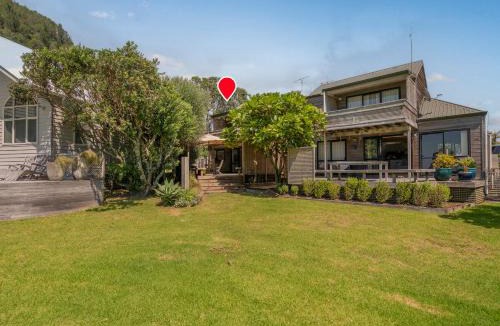 Pauanui House | Beach Road Beauty - Pauanui Holiday Home