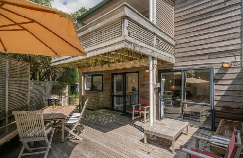 Pauanui House | Beach Road Beauty - Pauanui Holiday Home