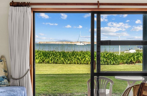 Mangawhai Heads House | Beachfront Marvel - Mangawhai Heads holiday unit